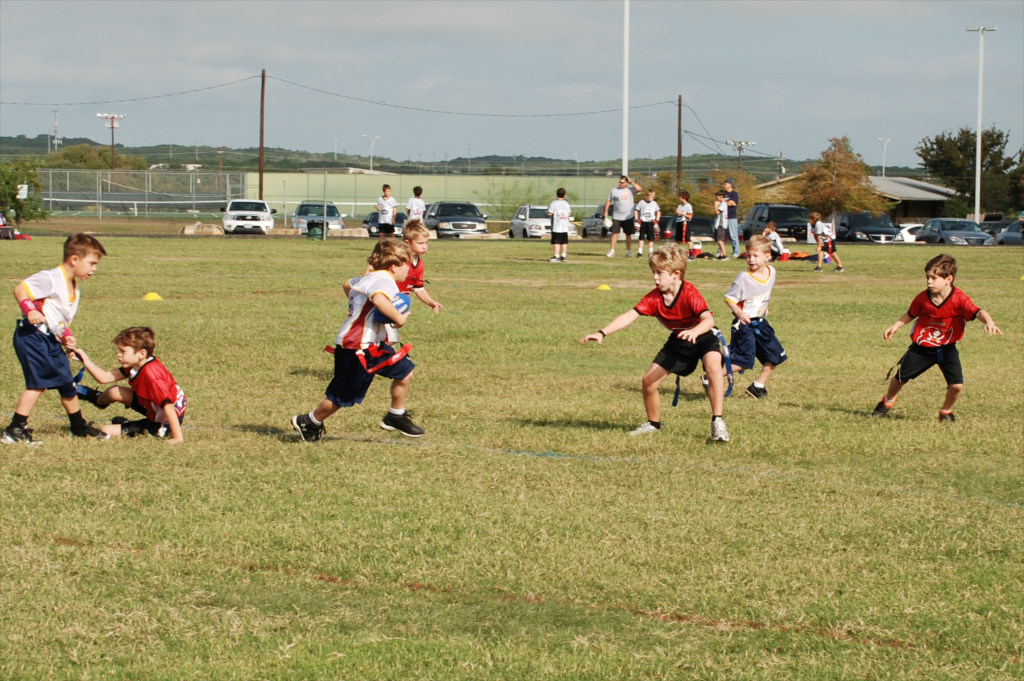2012/10(0CT)/IAN FOOTBALL/1024x768_2012-10-20 15 Ian Football.jpg